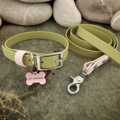 Cose un collar y correa de cuero