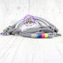 Anwendungsbeispiel #4: Scherenkarabiner 61 mm/13 – Regenbogenfarben