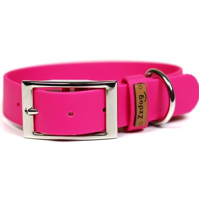 Stelle ein Kunststoffhalsband mit Beschlägen her