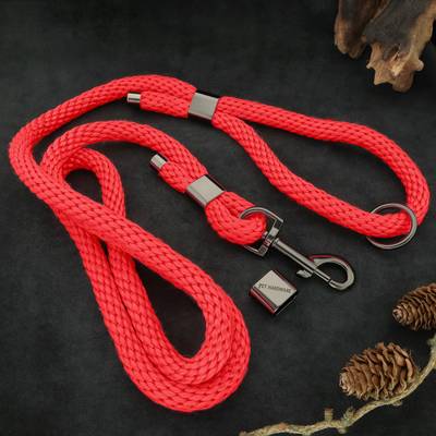 Make a red nylon leash