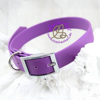 Fabriquez un collier violet avec bouclerie